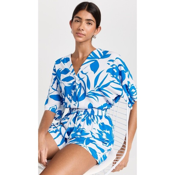 MINKPINK Tops - MinkPink Blue And White Floral Women’s Top Size XXL Button Up Beachwear Summer